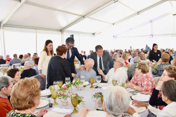 Imagen de la noticia:La Xunta participa en la XXIII Reunión de Confraternidade dos Maiores de Porto do Son