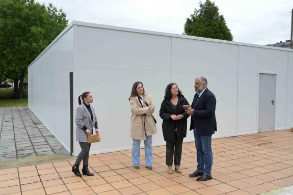 Imaxe da nova:A Xunta impulsa a reforma da envolvente da fachada e cuberta do edificio da piscina de Oza-Cesuras cun investimento de máis de 48.0...