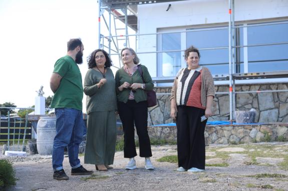 Imaxe da nova:Belén do Campo destaca o investimento da Xunta nos apartamentos Ancoradoiro de Muros para a  mellora da súa eficiencia enerxética