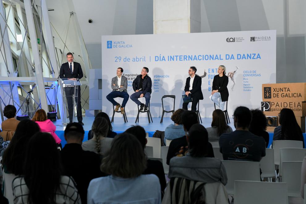 Imaxe 4 de 5 asociada á nova