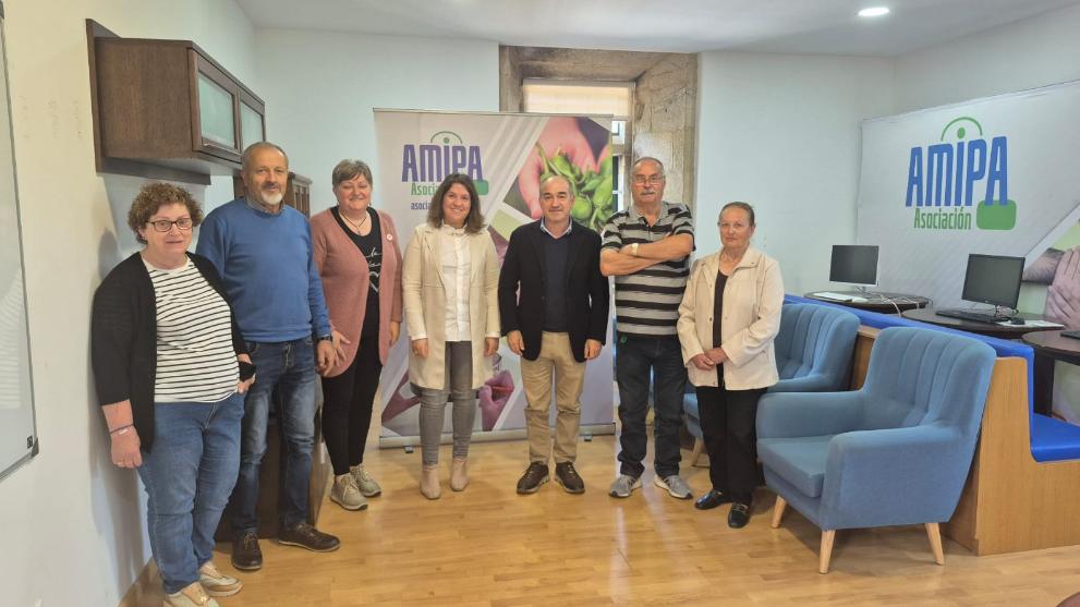 Imaxe 2 de 3 asociada á nova