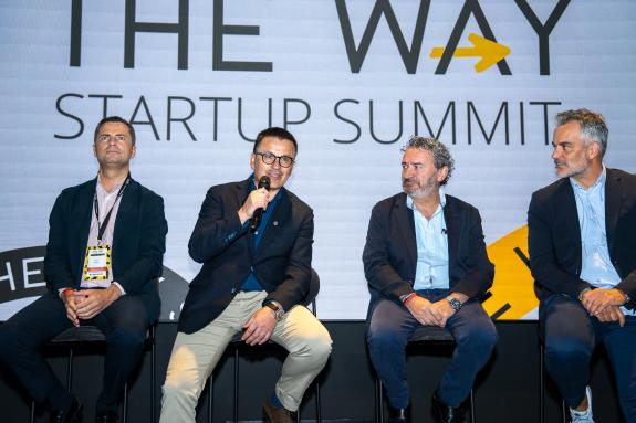 Imaxe da nova:La Xunta destaca el potencial de Galicia para impulsar iniciativas emprendedoras ligadas al territorio y a favor de la remuda gener...