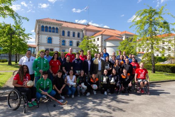 Imaxe da nova:A Xunta celebra o Día de Europa con algúns dos clubs que representaron a Galicia en competicións europeas nas últimas tempadas