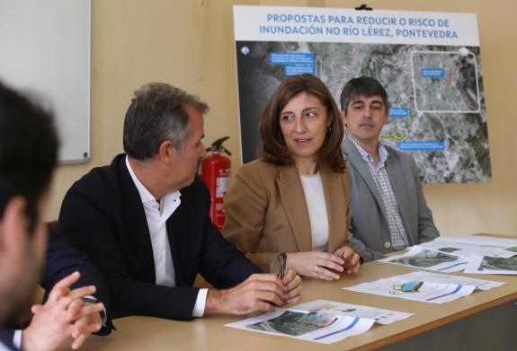 Imaxe da nova:A Xunta expón en Valdecorvos a súa proposta para crear unha área de inundación controlada na zona e outras actuacións fronte aos as...