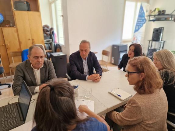 Imagen de la noticia:La Xunta ensalza los programas de la asociación Boa Vida de Pontevedra a favor de la inclusión social de las personas más vu...