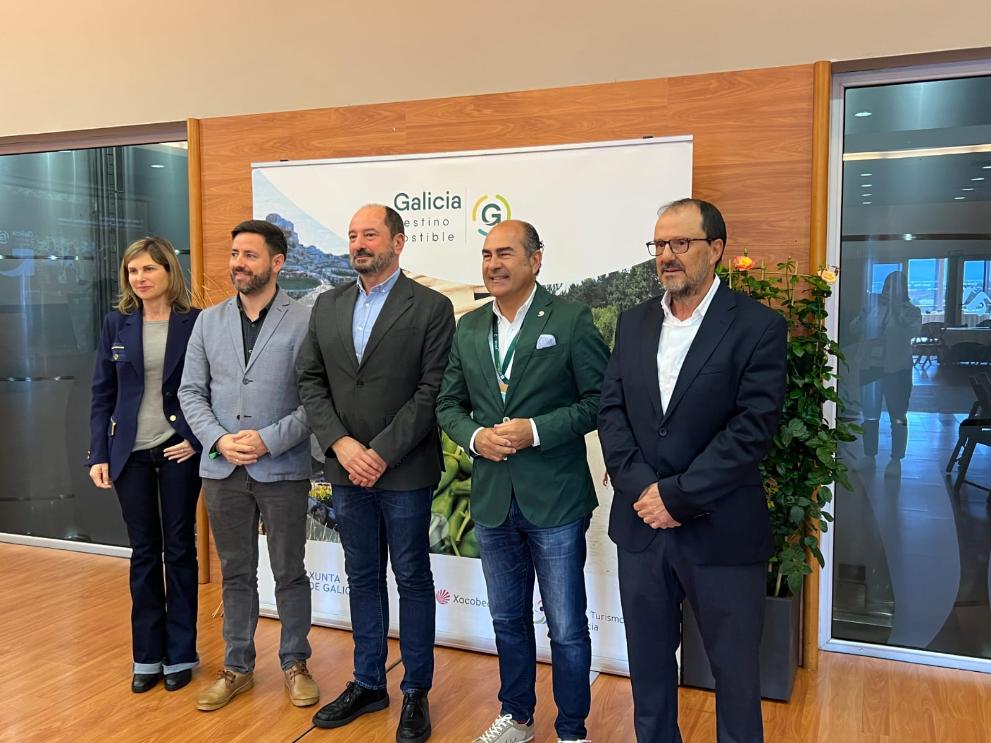 Imaxe 2 de 2 asociada á nova