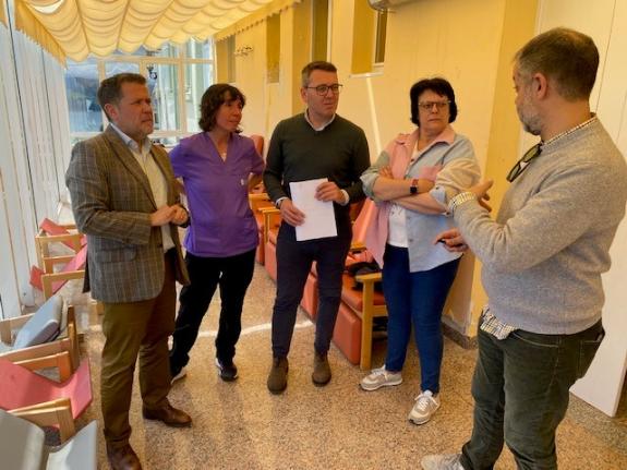 Imagen de la noticia:La Xunta eleva hasta los 140.000 euros las aportaciones al Ayuntamiento de Ribadeo para mejorar su centro de día