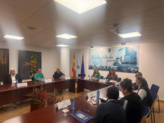 Imaxe da nova:A delegada da Xunta en Ferrol participa nunha nova comisión de seguimento da situación producida pola proliferación de moscas en Na...