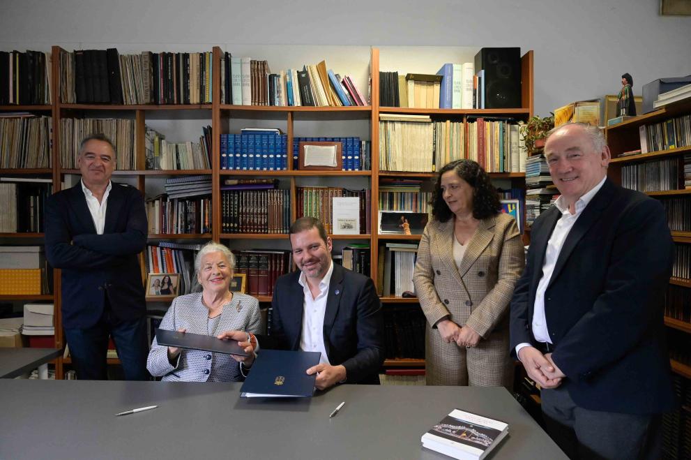 Imaxe 3 de 3 asociada á nova