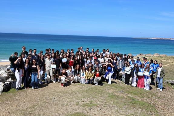 Imagen de la noticia:Ángeles Vázquez destaca la importancia de involucrar a la juventud en la protección del patrimonio natural de Galicia y en l...