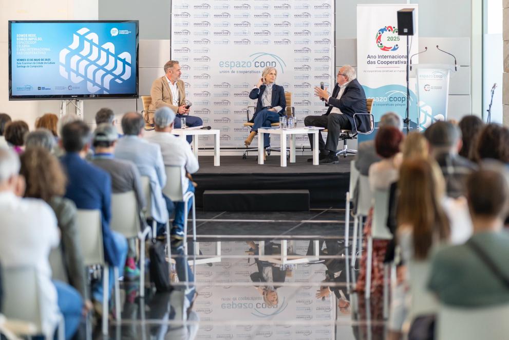 Imaxe 2 de 2 asociada á nova