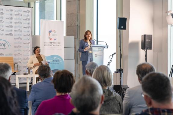 Imagen de la noticia:La Xunta destaca el auge del cooperativismo como fórmula a favor de la igualdad y del empleo de calidad
