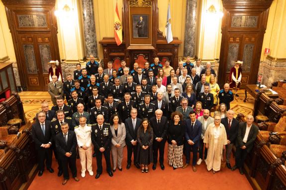 Imaxe da nova:A Xunta participa no acto do Día da Policía Local na Coruña