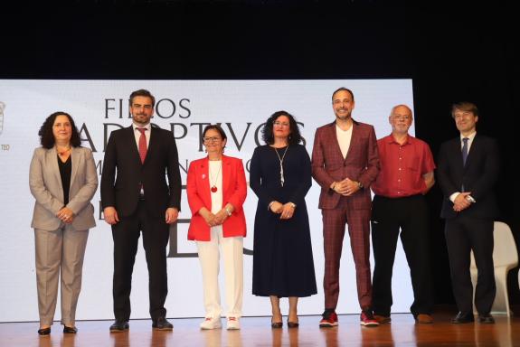 Imagen de la noticia:La Xunta participa en el acto de nombramiento de Hijos Adoptivos y Mención de Honra de Teo