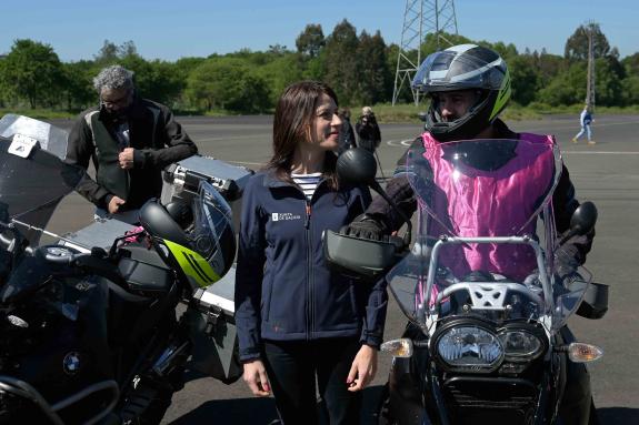 Imagen de la noticia:La Xunta arranca en Curtis el primer turno de los nuevos cursos de conducción segura para motoristas, que llegarán a 1.280 p...