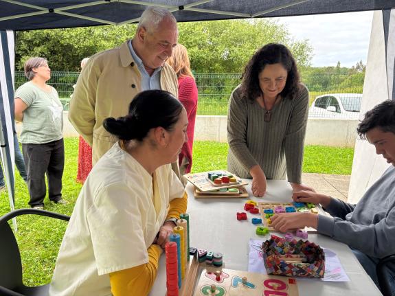 Imagen de la noticia:Belén do Campo destaca el excelente trabajo del centro de educación especial Lenda Educativa al servicio de la atención a la...