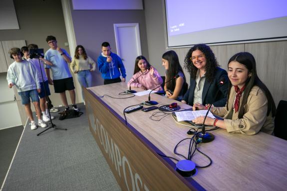 Imaxe da nova:A Xunta destaca a boa acollida das iniciativas educativas a prol da igualdade de xénero e o compromiso do alumnado e do profesorado