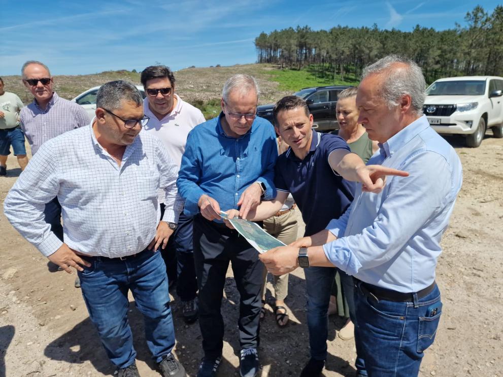 Imaxe 1 de 2 asociada á nova