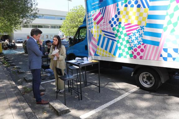 Imaxe da nova:A Xunta trae a Lugo a oficina itinerante do programa de emprego xuvenil transfronteirizo  ‘Desafíos Jovens’