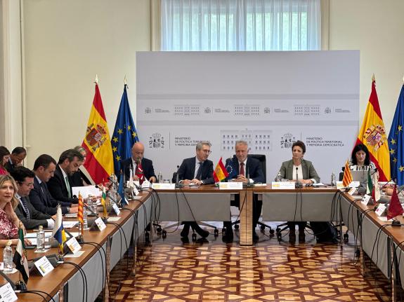 Imaxe da nova:Diego Calvo asiste ao comité preparatorio da Conferencia de Presidentes