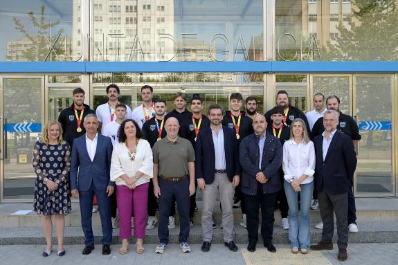 Imaxe da nova:A Xunta felicita o club de balonmán OAR Coruña polo ascenso á división de honra prata masculina
