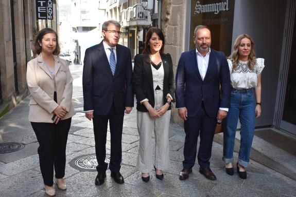 Imaxe da nova:María M. Allegue traslada ao sector da construción en Ourense as achegas e programas para impulsar a construción de vivendas protex...