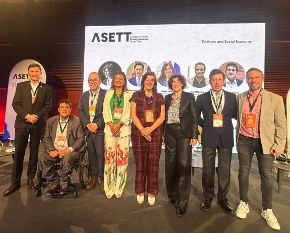 Imagen de la noticia:La Xunta destaca en San Sebastián su apuesta estratégica a favor de la economía social como motor de la justicia social y ga...
