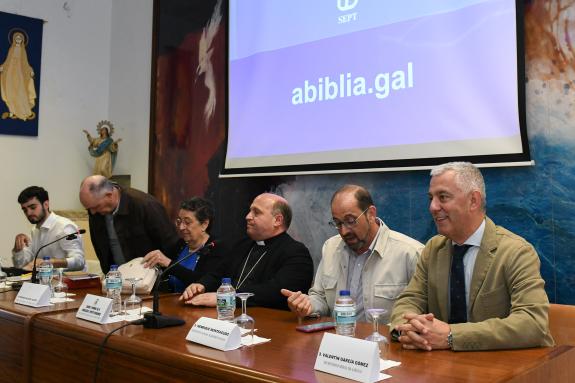 Imagen de la noticia:La Xunta impulsa la lengua en el ámbito religioso a través de los soportes digitales