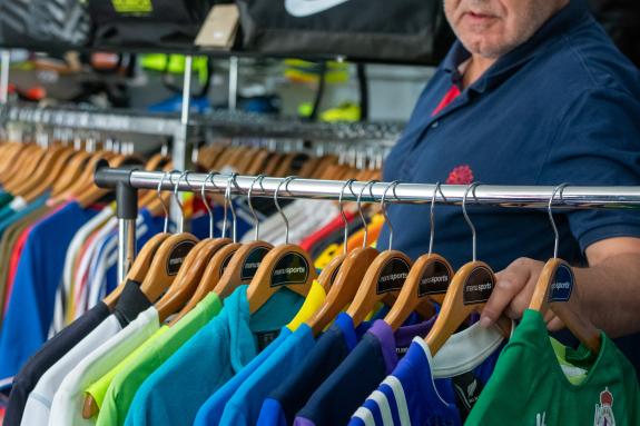 Imagen de la noticia:La Xunta destaca el impacto de la 7ª edición de los bonos Activa Comercio con cerca de 500.000 euros movilizados en menos de...