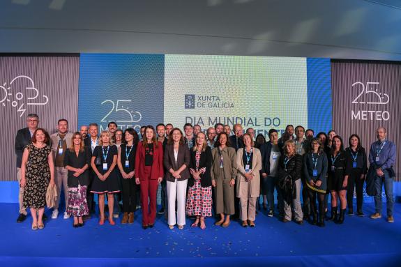 Imagen de la noticia:Ángeles Vázquez destaca la profesionalidad, rigor y servicio puntero que ofrece el equipo de Meteogalicia como aval para asu...