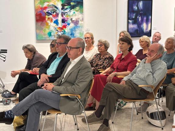 Imaxe da nova:A Casa de Galicia acolle a presentación da biografía “Vida de Rosalía de Castro”, de María Luisa Maillard