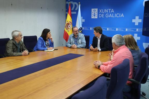 Imagen de la noticia:Arias informa a vecinos del Sagrado Corazón sobre el proyecto para la construcción del nuevo centro de salud del barrio