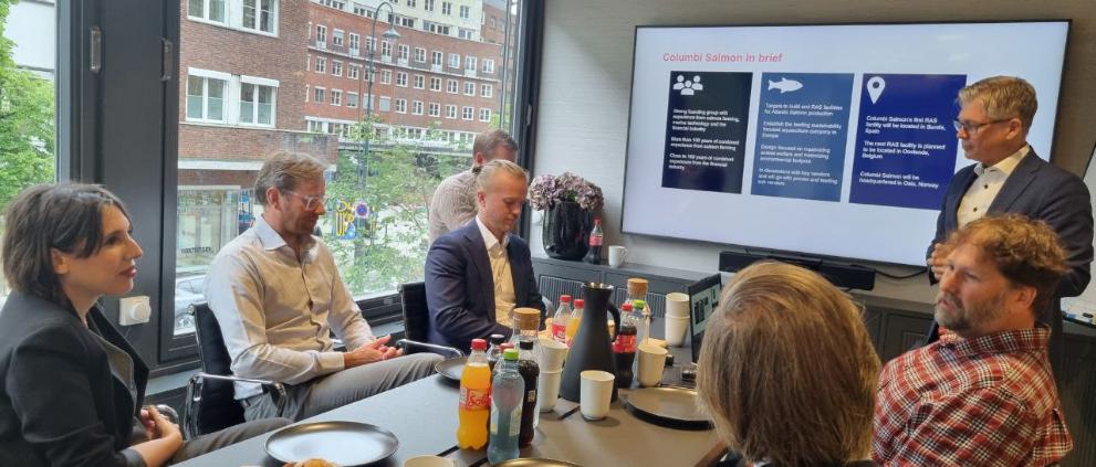 Imaxe 1 de 2 asociada á nova