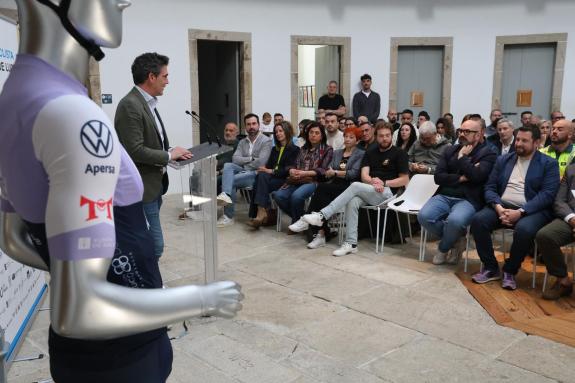 Imaxe da nova:Javier Arias participa na celebración do 25 aniversario do club ciclista Cidade de Lugo