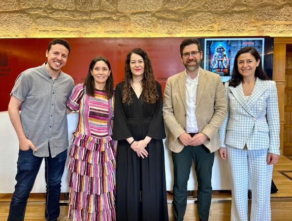 Imagen de la noticia:La Xunta participa en la presentación de la nueva edición del 'Maker Faire Galicia' dentro de la apuesta estratégica en pro ...