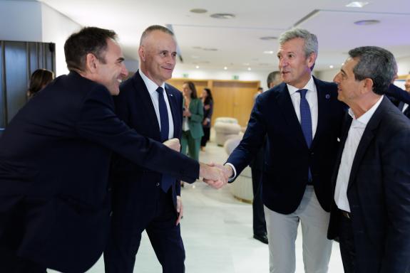 Imaxe da nova:Rueda respalda ao tecido empresarial como eixo de desenvolvemento económico na entrega dos II “Premios Empresa del Año en Galicia”