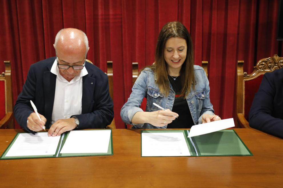 Imaxe 2 de 2 asociada á nova