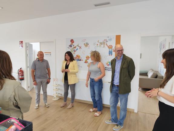 Imagen de la noticia:La Xunta y el Ayuntamiento de Friol se reúnen para seguir mejorando y ampliando los servicios de la unidad de atención tempr...