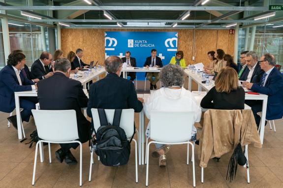 Imaxe da nova:Las tres universidades públicas gallegas ofertarán el próximo curso cuatro dobles grados y doce nuevos másteres dentro de las más d...