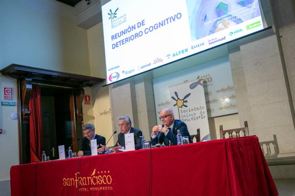 Imaxe da nova:Gómez Caamaño avanza a creación dun proceso asistencial integrado de atención primaria ás demencias antes de finais de ano
