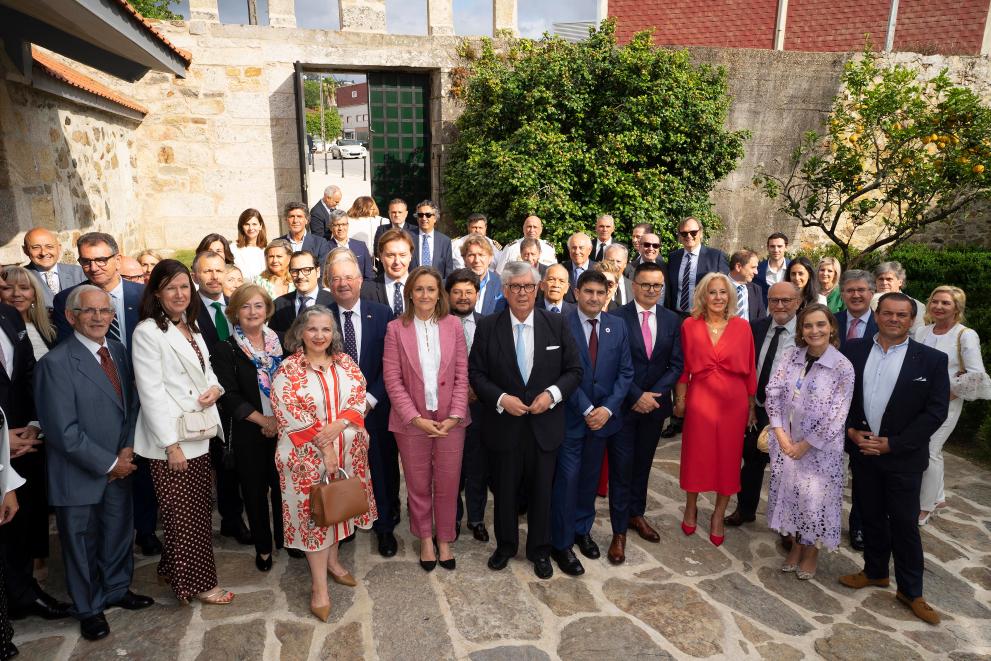 Imaxe 2 de 2 asociada á nova