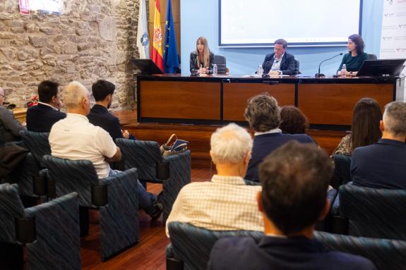 Imagen de la noticia:La Xunta atiende las demandas expuestas por las empresas de formación para el diseño de la nueva convocatoria de los cursos ...