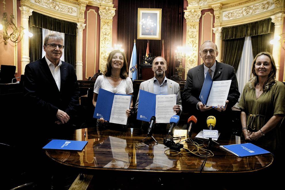 Imaxe 2 de 2 asociada á nova