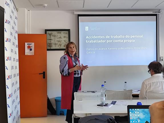 Imagen de la noticia:La Xunta refuerza su compromiso con la seguridad y salud laboral en una nueva jornada preventiva para trabajadores autónomos...