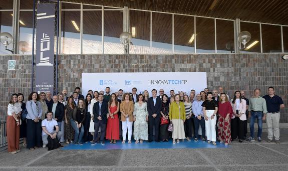 Imaxe da nova:A II edición de Innovatech FP premia o traballo de centros da Coruña, Culleredo, Ferrol, Lugo, Vilalba, Maceda, Ourense, Xinzo de L...