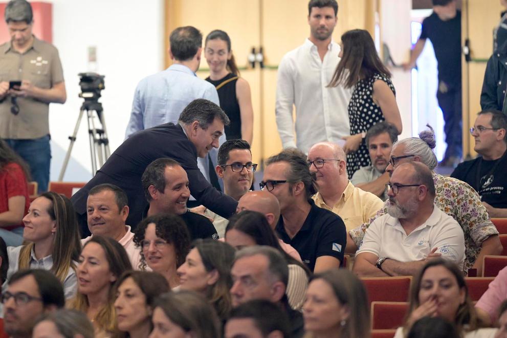 Imaxe 2 de 5 asociada á nova