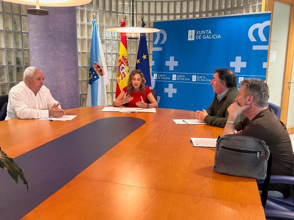 Imaxe da nova:A Xunta redactará o proxecto para a substitución da cuberta do pavillón no IES Moncho Valcarce coa previsión de executar os traball...