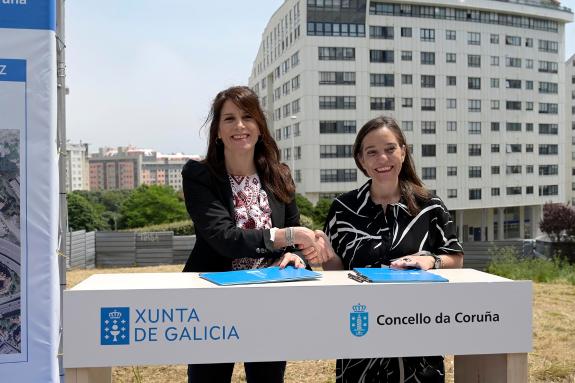 Imaxe da nova:A Xunta asina co concello da Coruña a cesión de 4 parcelas e confirma que xa ten en marcha as licitacións das redaccións de proxect...