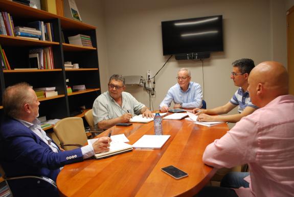 Imaxe da nova: Medio Rural valora o potencial gandeiro da empresa proteínas e cereais de Galicia