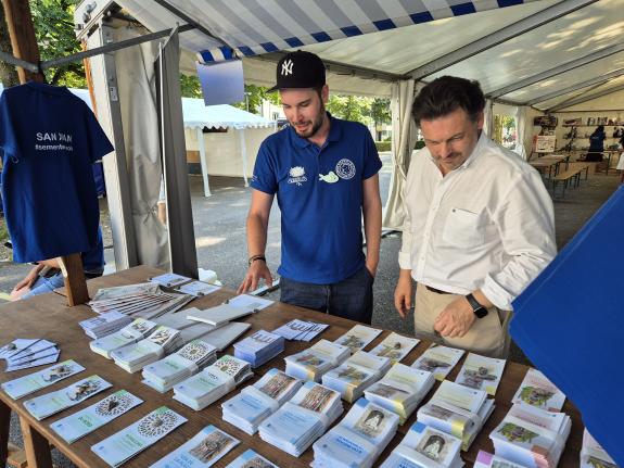 Imagen de la noticia:La Xunta destaca la labor de las sociedades gallegas de Basilea y Ginebra en el mantenimiento de las tradiciones de nuestra ...